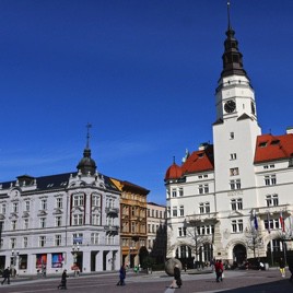 dům vedle radnice